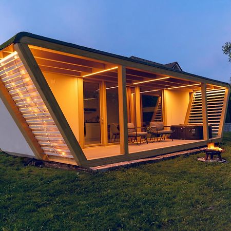 Holiday House Hona Lux Velike Lasce Exteriér fotografie