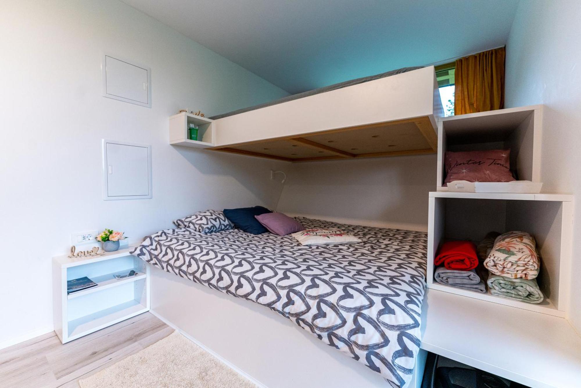 Holiday House Hona Lux Velike Lasce Exteriér fotografie